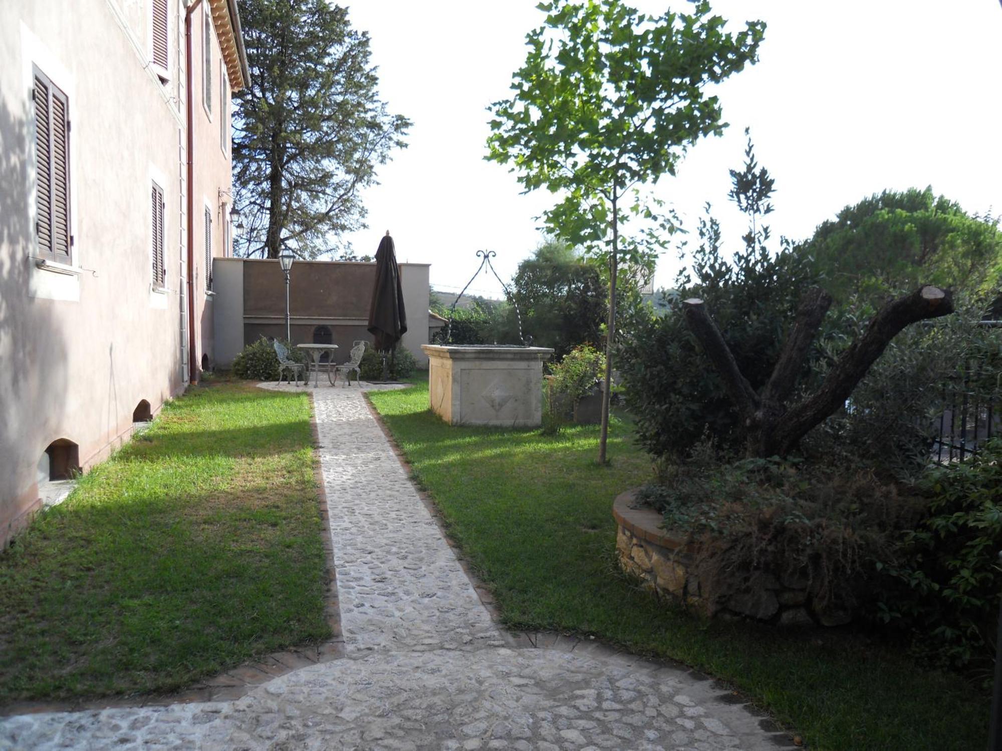 Gasthaus La Gabelletta Amelia Zimmer foto